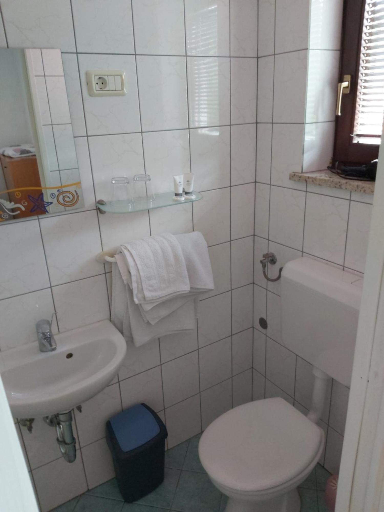 Rooms Zagon Postojna Exterior photo
